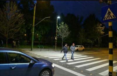Proiectul cu finanțare europeană privind iluminarea trecerilor pentru pietoni pe drumurile județene clujene