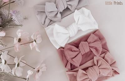 Bentițe, căciuli și turbane pentru micile prințese toate disponibile la Little Prints