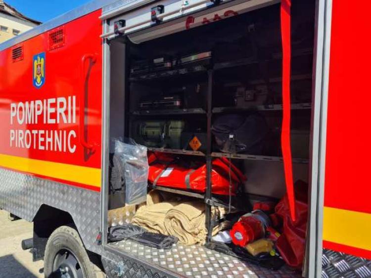 Proiectil exploziv, calibrul 122 mm, descoperit de un arheolog amator în apropiere de localitatea Copăceni, comuna Săndulești