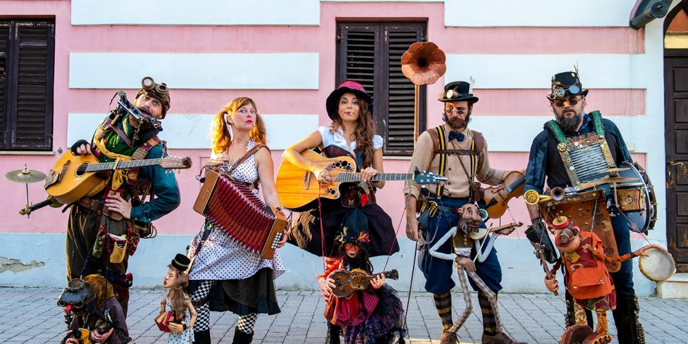 Între 8 și 10 septembrie 2023, va avea loc cea de-a șaptea ediție a Festivalului Stradal WonderPuck