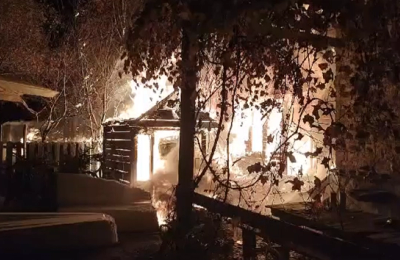 Incendiu puternic, azi-noapte, într-o gospodărie din localitatea clujeană Sălicea