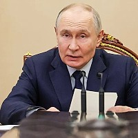Putin anunţă că Rusia a frânat economic puternic. Este la 1% creştere economică. Cheltuieli militare enorme