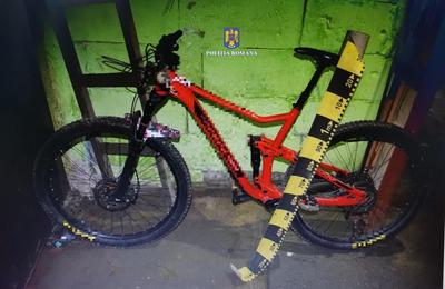 2 bărbați, din Gherla și Sărmaș, au fost arestați preventiv pentru furt