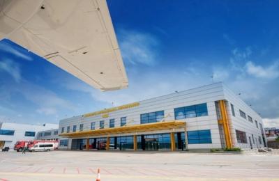 Aeronava unei companii aeriene private, sechestrată la sol de către aeroportul Avram Iancu din Cluj Napoca