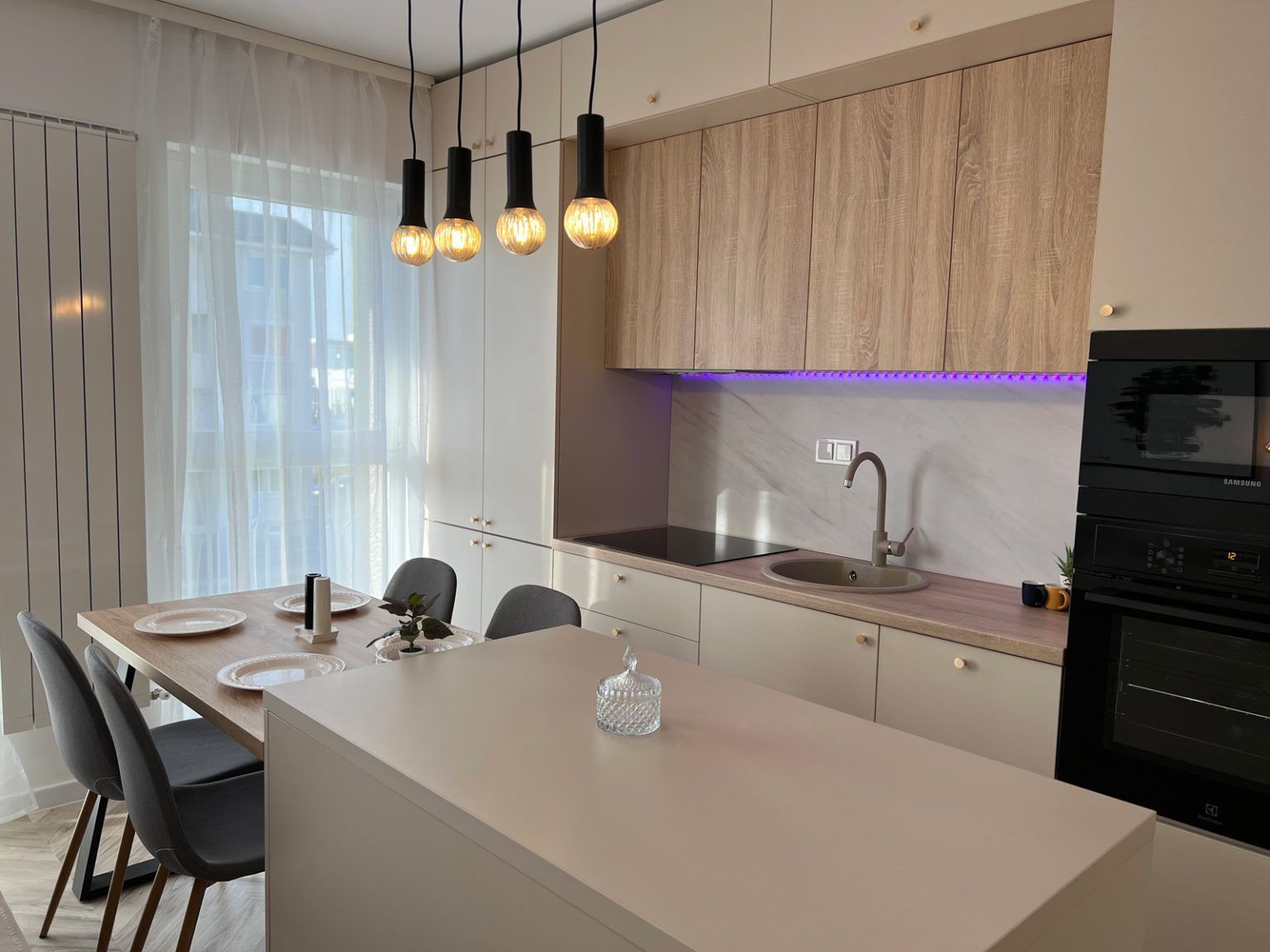 Amenajare moderna in nuante calde  apartament de 2 camere din Cluj