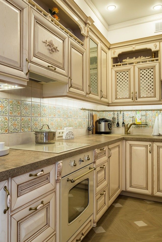 Eleganta si romantism  bucatarie amenajata in stil provensal