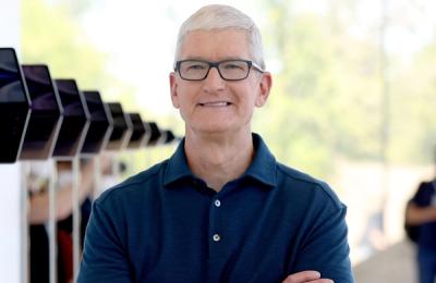 Tim Cook își numește succesorul și se retrage din funcția de CEO al Apple