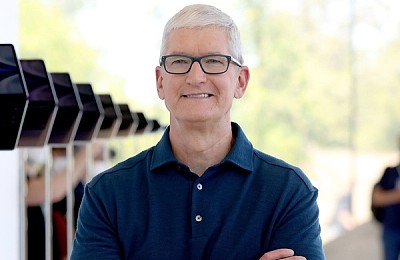 Tim Cook își numește succesorul și se retrage din funcția de CEO al Apple