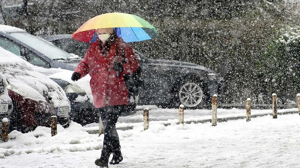 Prognoza meteo, 31 ianuarie. Vreme rece și instabilă, cu lapoviță și vânt puternic