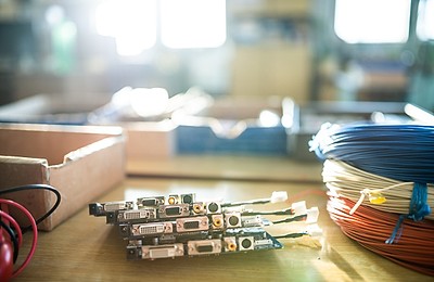 Ai nevoie de o firmă serioasă pentru proiecte electrice? Descoperă cum te poate ajuta Simco International