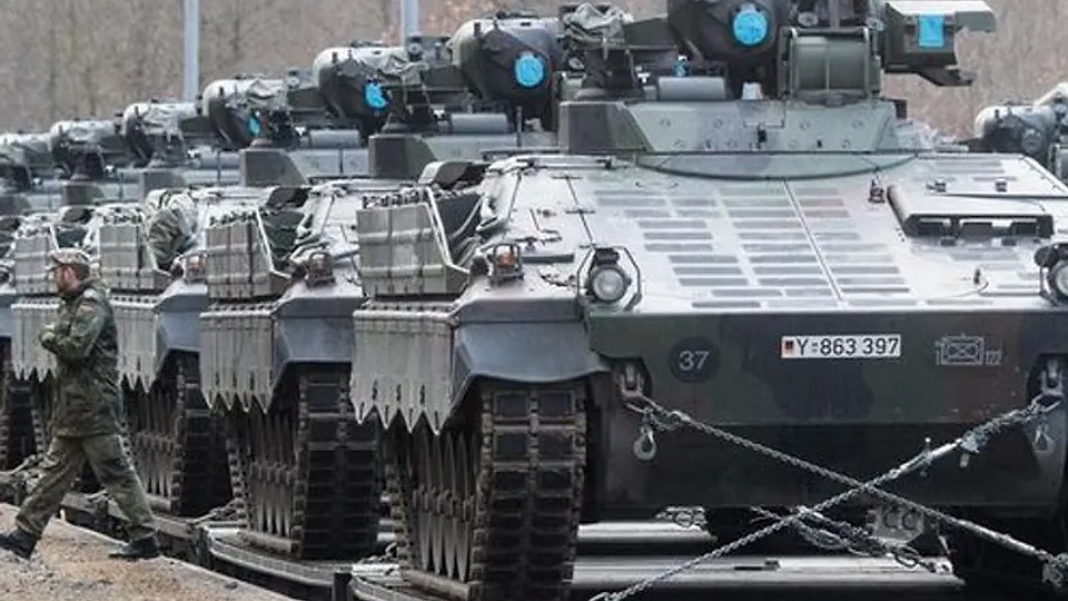 Europa rezervă 7.000.000.000 metri pătrați pentru uzine de armament. Nu crede în pacea lui Putin