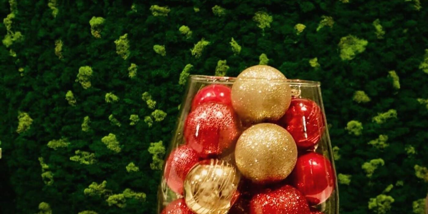 Oferă-le celor dragi de sărbători un cadou unic și benefic pentru sănătate, de la WellNest Pilates Studio