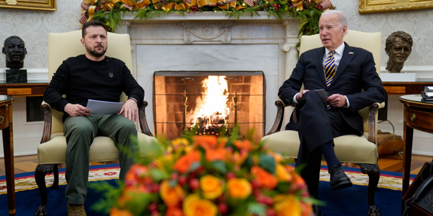 Biden avertizează Congresul, alături de Zelenski, în Biroul Oval, că, dacă nu adoptă o anvelopă destinată Ucrainei, îi va face lui Putin ”cel mai mare cadou de Crăciun”