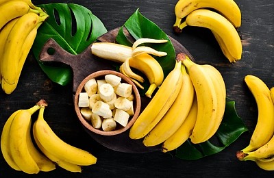7 utilizări surprinzătoare ale cojii de banană pentru sănătate și frumusețe