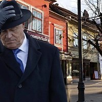 ANAF confirmă preluarea casei lui Iohannis. S-a spart ușa și s-a schimbat yala!