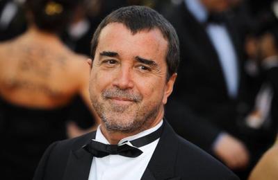 Arnaud Lagardère, moştenitorul imperiului Lagardère, este anchetat sub control judiciar pentru că şi-ar fi plătit cheltuielile personale extravagante cu bani de la firmele grupului