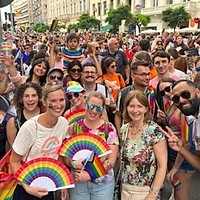 FOTO & VIDEO | Tablourile satanice cu bebeluși pe care le avea Kathleen Kavalec la reședința sa și pentru care a fost executată de Anna Paulina Luna