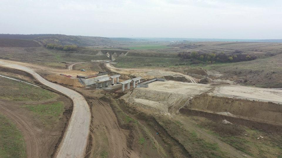 Grindeanu: Astăzi a fost postat în SEAP anunţul pentru contractul de finalizare a lucrărilor pentru Tronsonul 1, cu o lungime de 17,7 km, din drumul expres Craiova-Piteşti