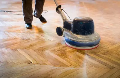 Top 6 Natural Hardwood Floor Cleaning Solutions