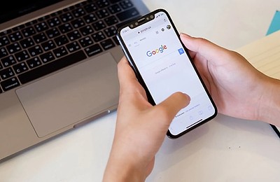 AI Overview și optmizarea site-urilor în era răspunsurilor generative