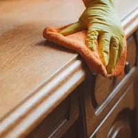 Soluții eficiente pentru a reda strălucirea mobilei din lemn