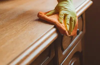 Efficient Solutions for Restoring the Shine of Wooden Furniture