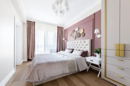 Apartament modern de 70 mp amenajat cu influente clasice pentru o familie cu trei membri