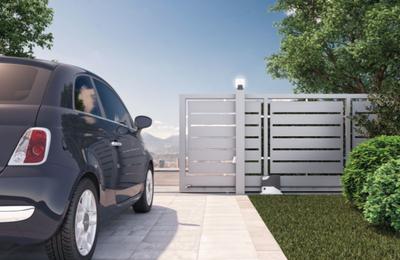 Automatizarea porților batante este o investiție excelentă pentru cei care locuiesc la curte