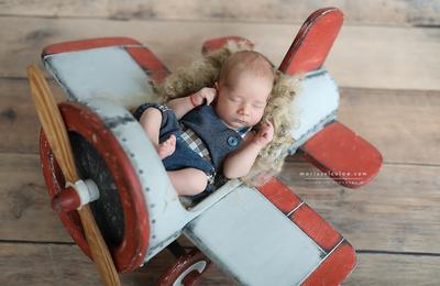 De ce sa apelezi la un fotograf pentru sedinte foto maternitate