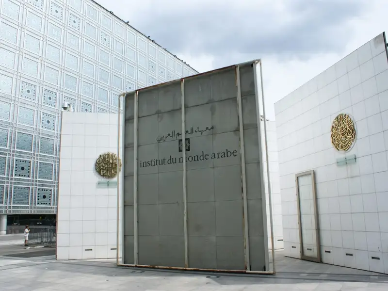 Jean Nouvel și abordarea sa arhitecturală inovatoare