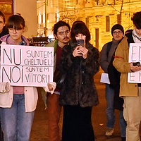 Studenții orfani din Oradea au fost lăsați fără burse de Ilie Bolojan: O tânără care nu are părinți a fost nevoită să se angajeze ca să-și poată achita căminul