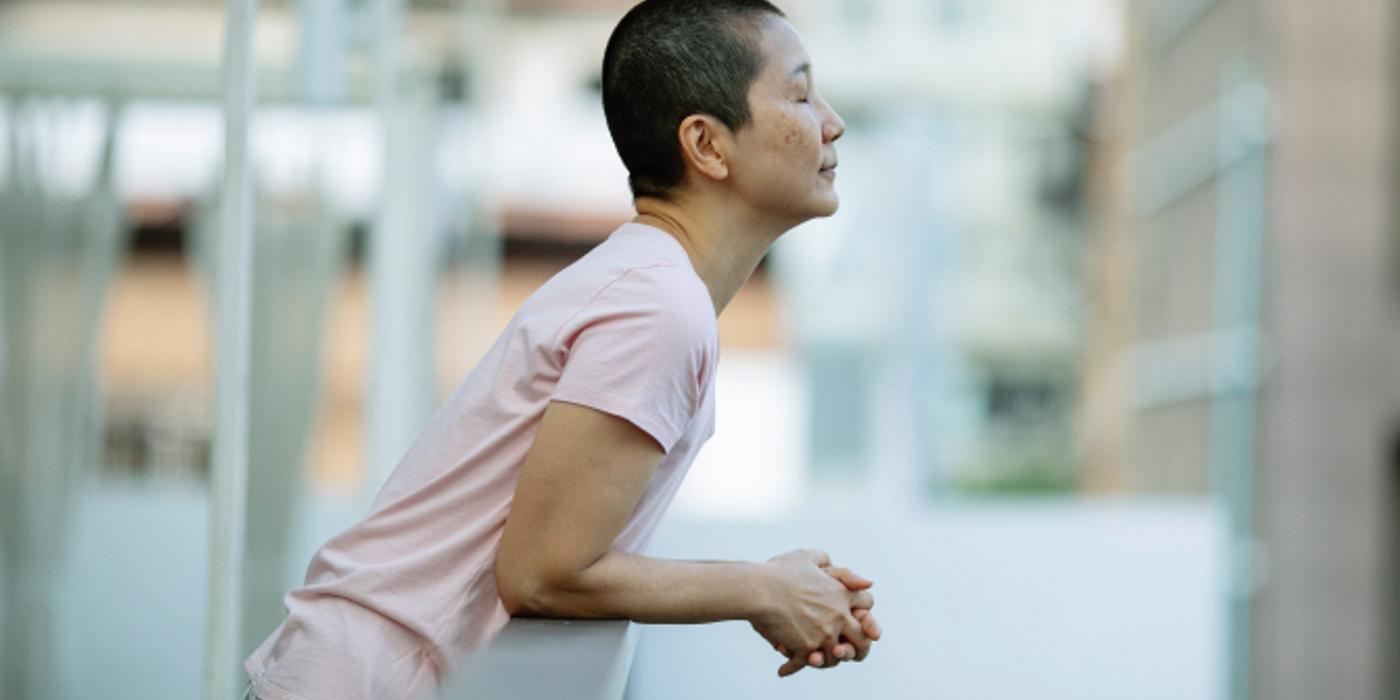 Nodul la sân, semnul unui cancer cu metastaze. Dublă mastectomie și 12 runde chinuitoare de chimioterapie fără efect