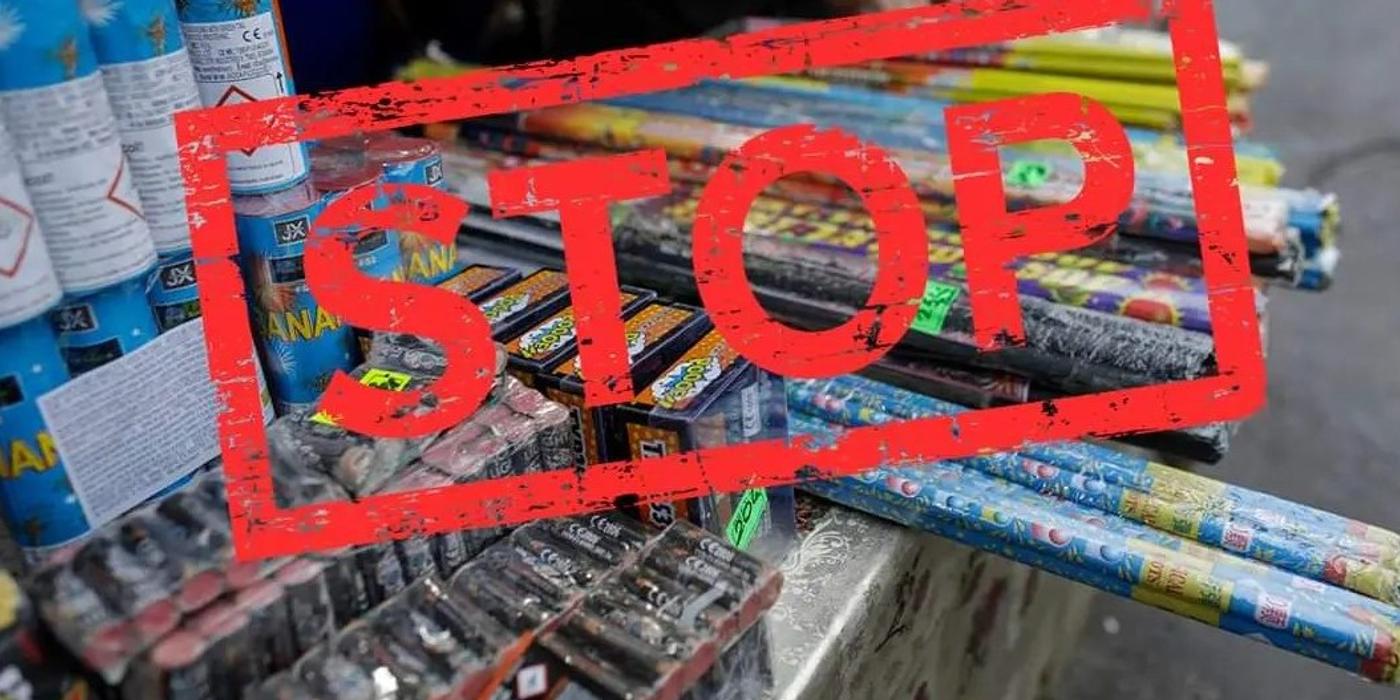 Petiţie USR pentru interzicerea petardelor