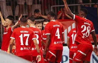 Dinamo smulge un punct dramatic din duelul cu CFR. Clujenii se îndepărtează de titlu!