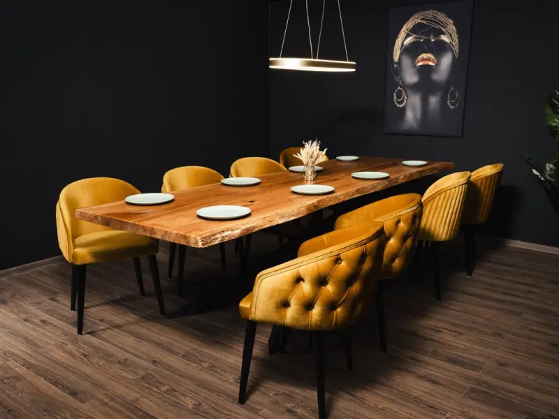 Wood Bucovina, afacerea românească din inima Bucovinei care produce mobilier din lemn masiv