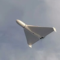 Noi atacuri lângă graniță: grupare de drone, detectată de armată. Populația din Tulcea, alertată