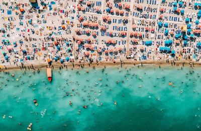 Ministrul Economiei, Ştefan Radu Oprea: Românii nu au niciun motiv să îşi anuleze vacanţele pe litoralul românesc! Nu există risc de îmbolnăvire cu holeră în Marea Neagră