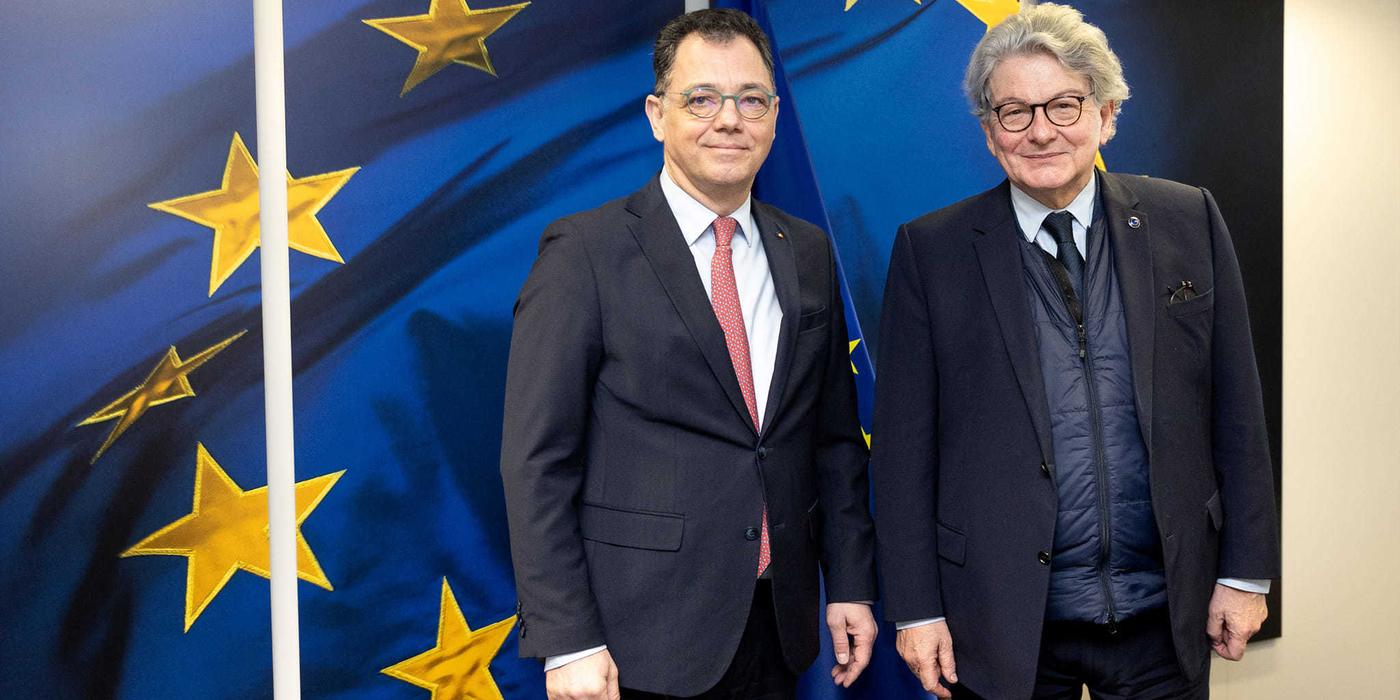 Ministrul Economiei, discuţii cu Thiery Breton, comisarul pentru piaţa internă, despre viitorul industriei de apărare din România, în contextul noilor programe europene