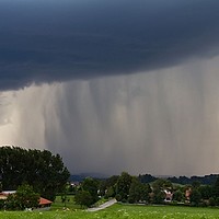 Prognoza meteo, 19 mai. Început de săptămână cu vreme rece. La munte va ninge