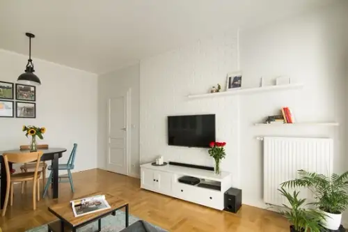 Amenajare la inceput de drum spatiu functional intr-un apartament de 2 camere