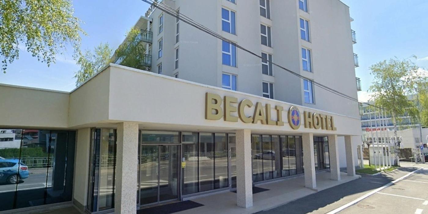 Fiica cea mare a lui George Becali a vândut cu profit fostul hotel Inter din Venus