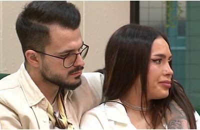 Emma, dezvăluiri cumplite despre fosta relație. Fata a plâns în live: „Era ceva rău! Mă distrugea psihic”