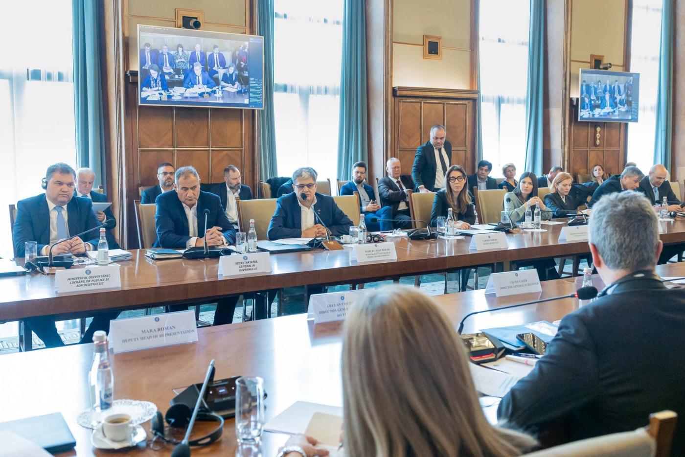 Stadiul reformelor şi investiţiilor prin PNRR, analizat alături de reprezentanţii Comisiei Europene/ Boloş: Valorificarea sprijinul financiar pe care îl pune la dispoziţie UE prin PNRR şi prin politica de coeziune obiectiv esenţial pentru România