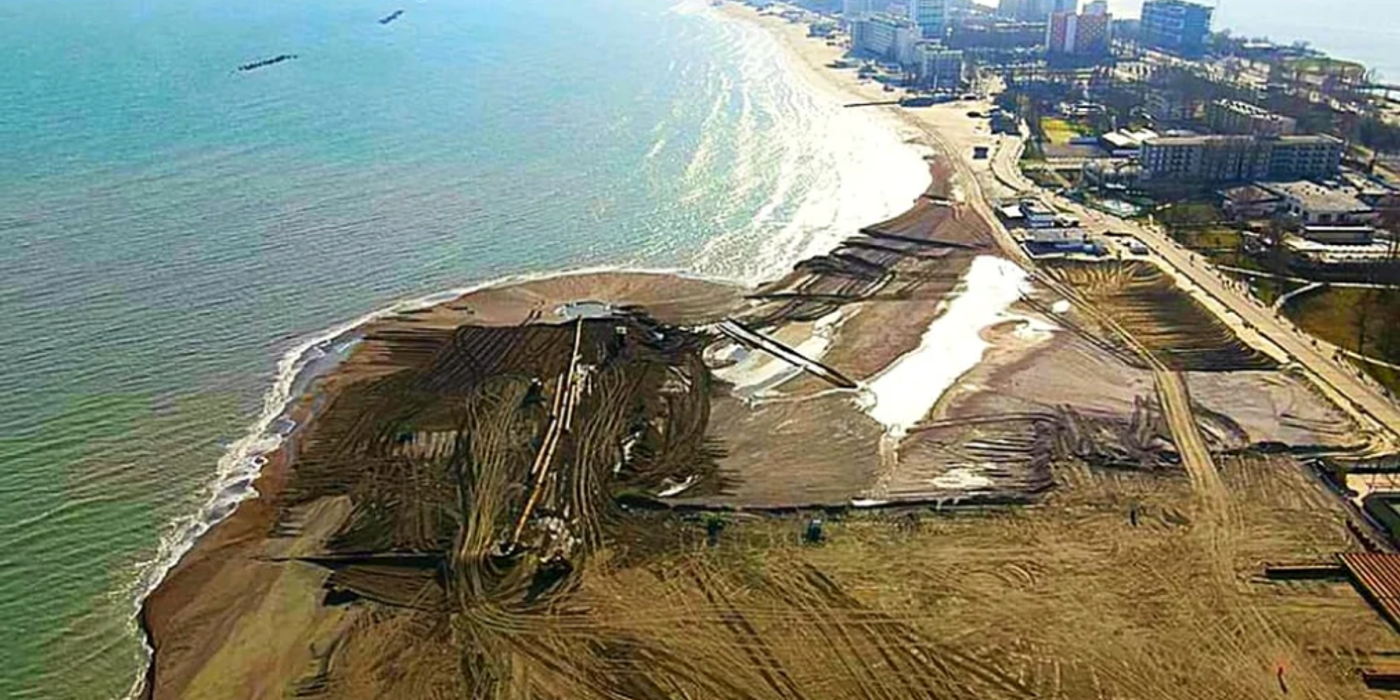 Plajele litoralului românesc, la un deceniu de la extindere: Mamaia pierde nisip, în timp ce Năvodari câștigă teren