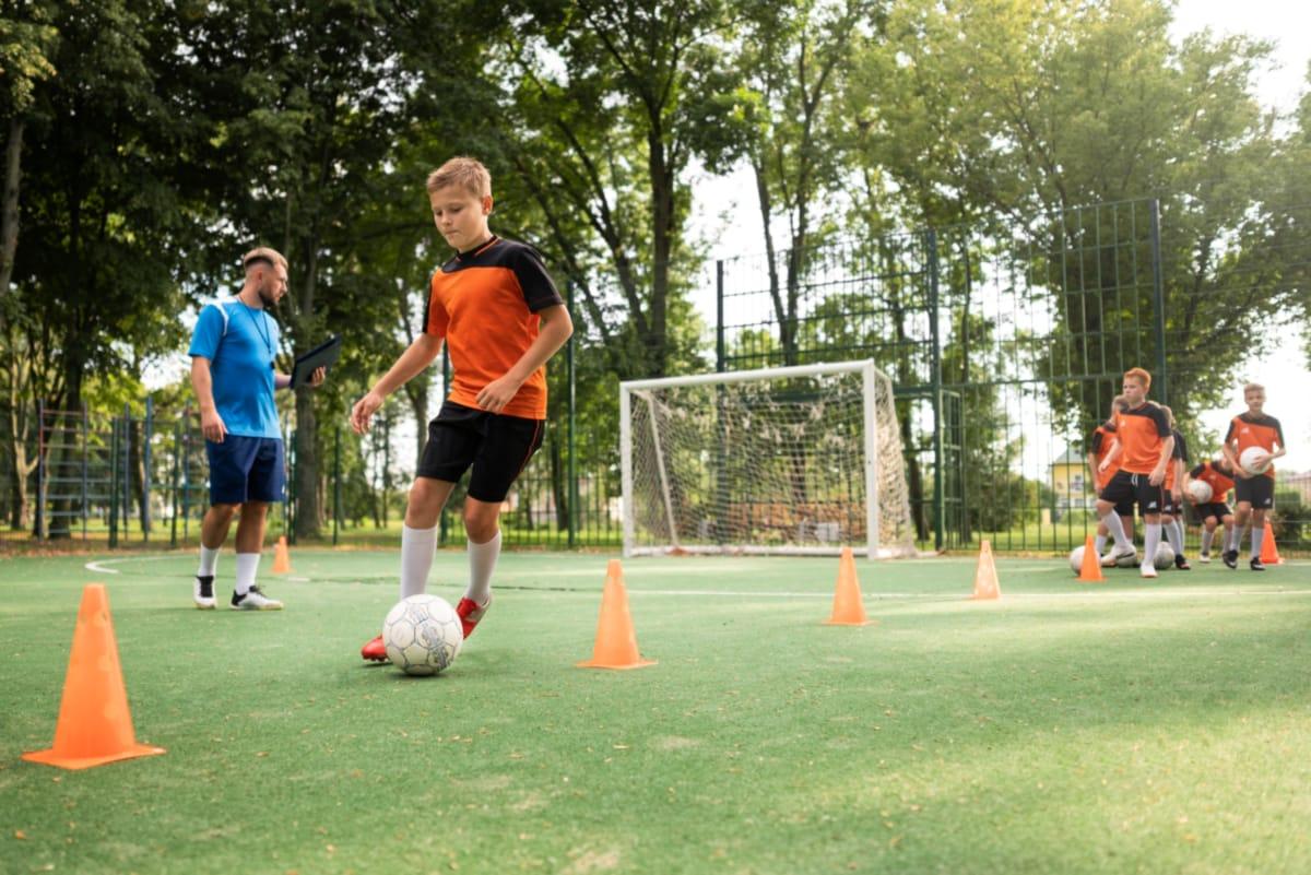 Amenajarea unui stadion de fotbal: de unde să comanzi dotări pentru stadioane
