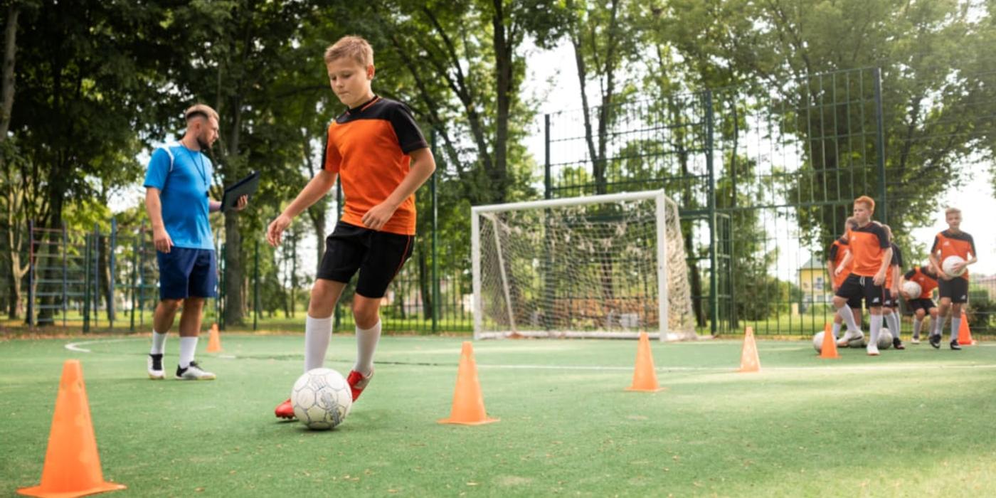 Amenajarea unui stadion de fotbal: de unde să comanzi dotări pentru stadioane