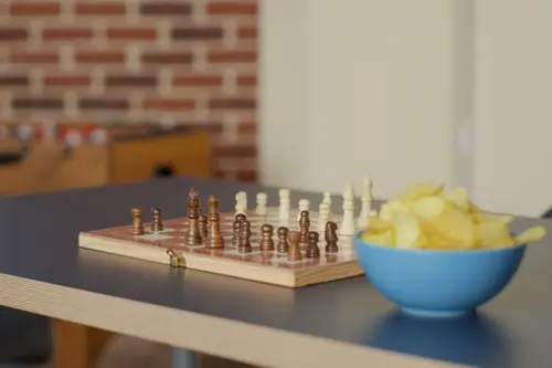 Esti pasionat de sah? Cum sa iti creezi o camera speciala pentru acest sport