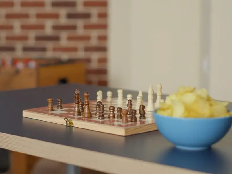 Esti pasionat de sah? Cum sa iti creezi o camera speciala pentru acest sport