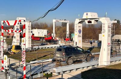 Marcel Boloş anunţă că primele două sisteme noi de scanare cu raze X pentru inspectarea mărfurilor care intră în ţară au ajuns în România / La finalul anului vor fi deja opt scannere funcţionale