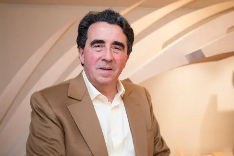 Santiago Calatrava: Un maestru al formelor organice și al spațiilor luminoase